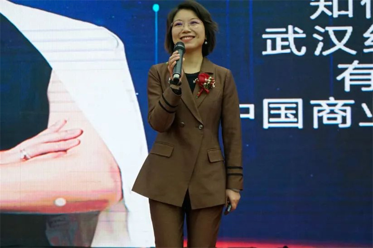 1704357702178359.jpg 48.jpg