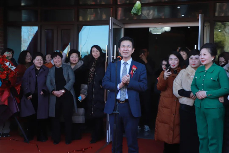 1706599173304375.jpg 4.jpg