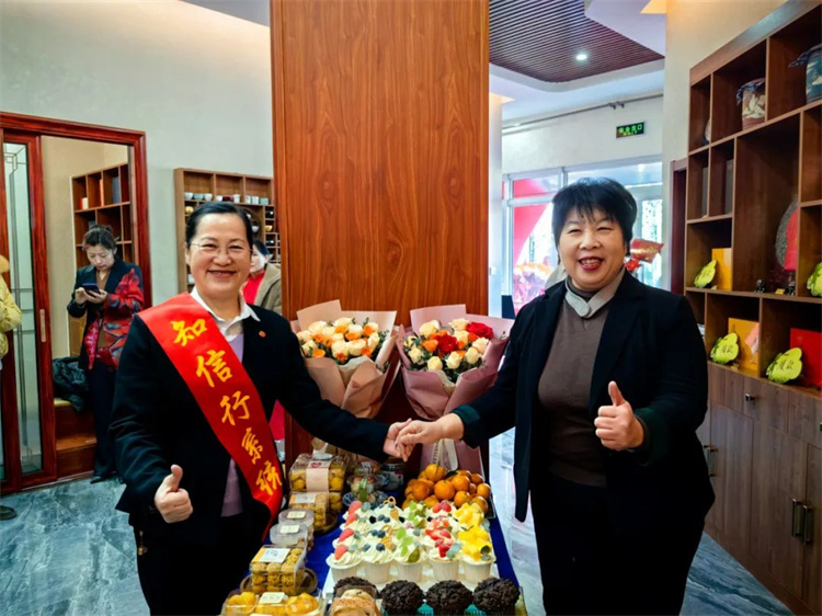 1706599398281325.jpg 22.jpg