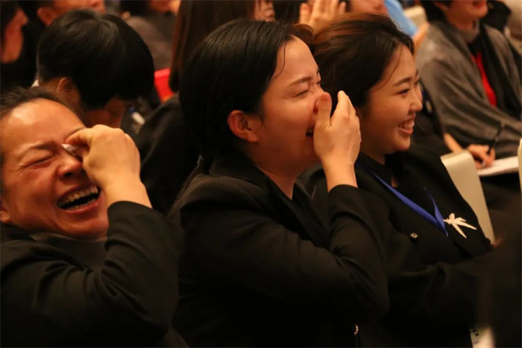 1716195738402624.jpg 80.jpg