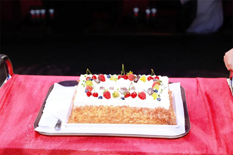 1721206643938180.jpg 132.jpg