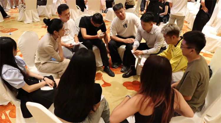 1728958211403877.jpg 52.jpg