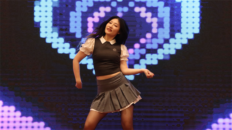 1728958309700751.jpg 090.jpg