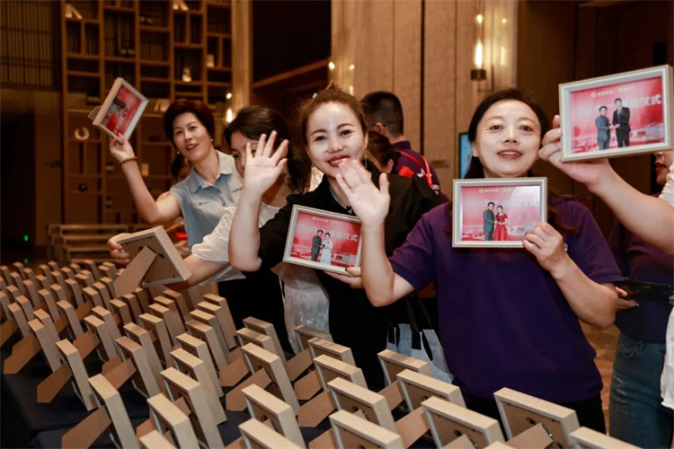 1729578298659336.jpg 147.jpg