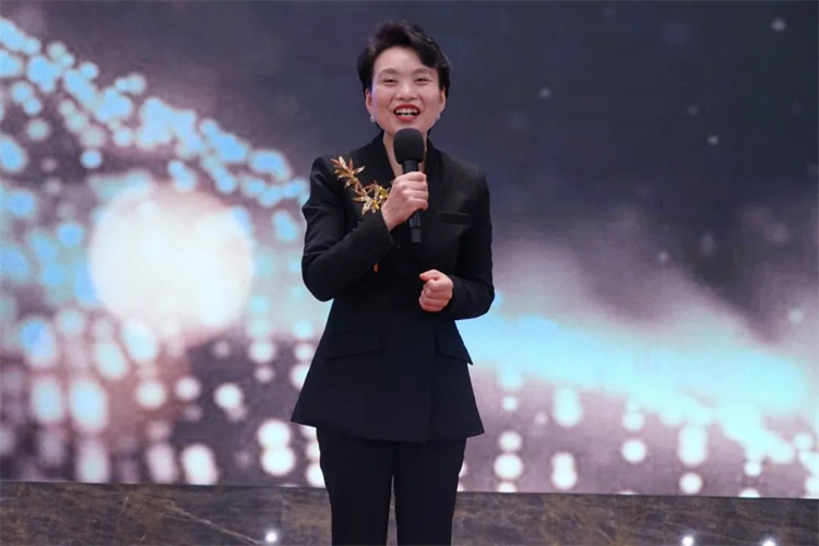 1737082717913079.jpg 33.jpg