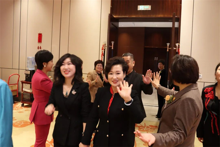 1739585597364144.jpg 8.jpg