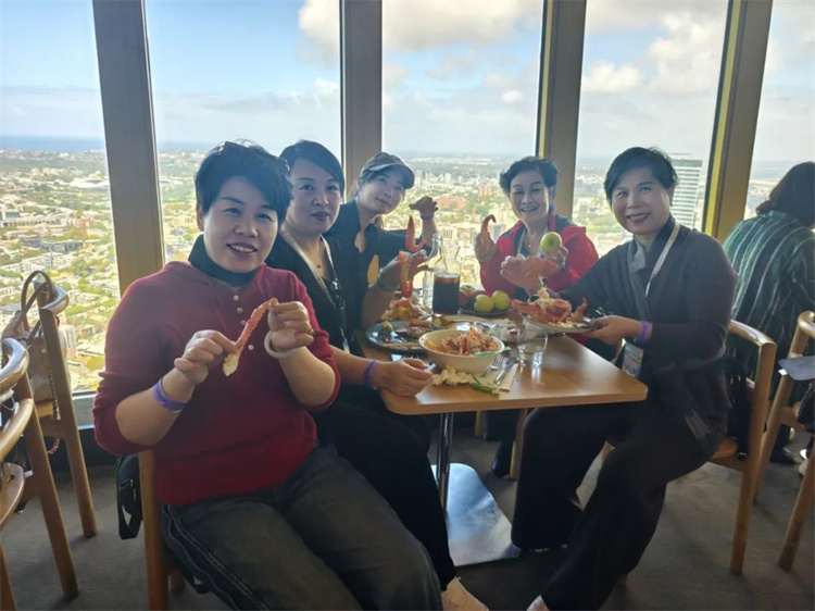 1742539752713472.jpg 5.jpg