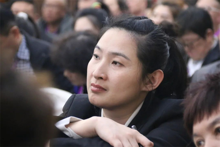 1745045474990913.jpg 50.jpg