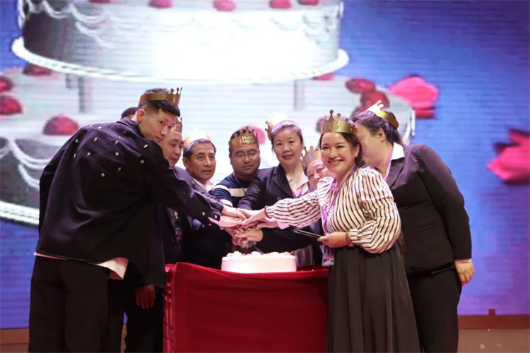 1747988571437850.jpg 79.jpg