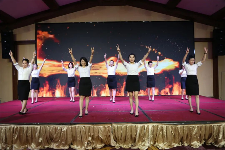 1747988843726235.jpg 98.jpg