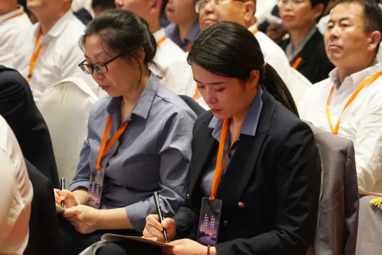 1760778300151019.jpg 42.jpg