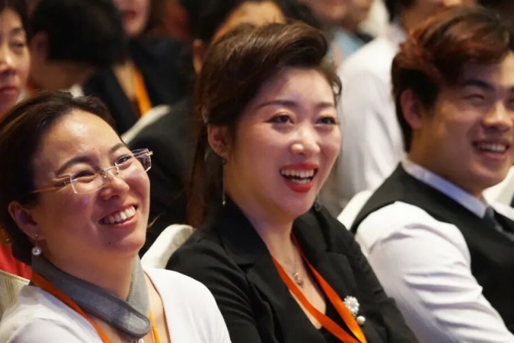 1760778408901626.jpg 56.jpg