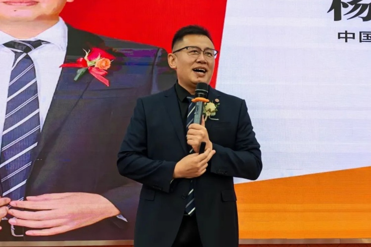 1761099848163200.jpg 23.jpg