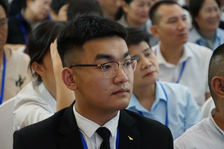 1761100408248818.jpg 51.jpg