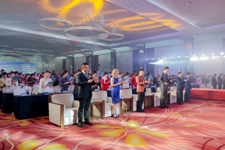 1761545543539059.jpg 199.jpg